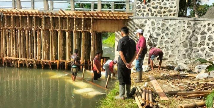 Survei DPU Pengairan Pastikan Irigasi Tak Terhambat Oleh Pembangunan Jembatan Sukorejo