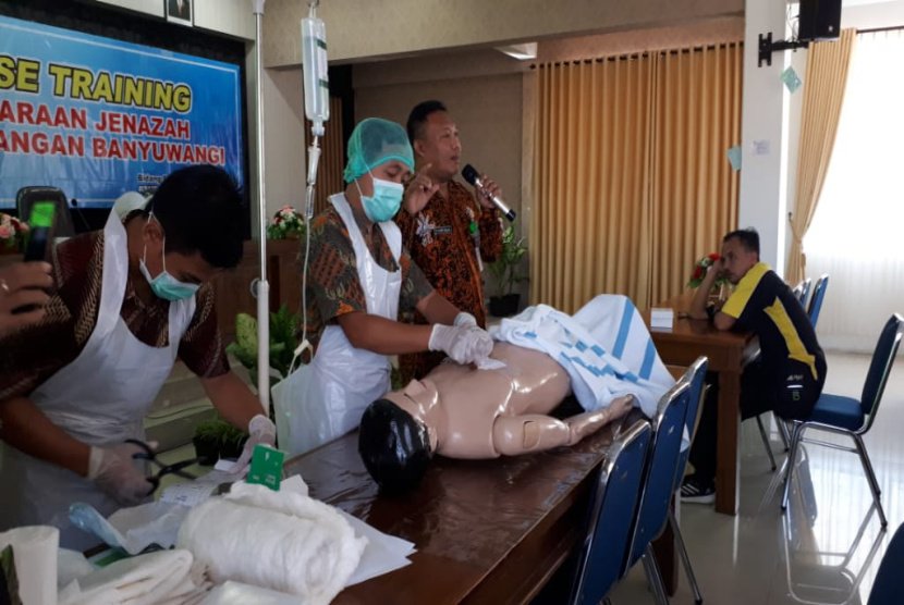In House Training RSUD Blambangan Tingkatkan Produktifitas Pelayanan