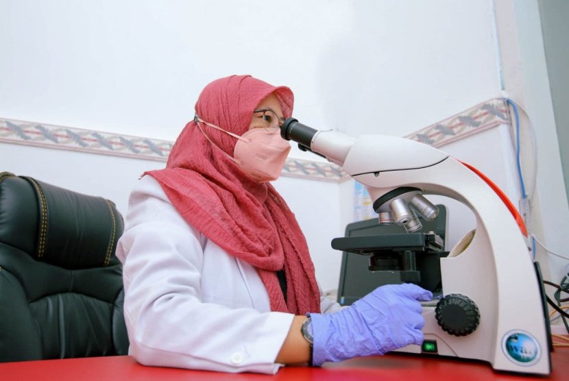 Pemeriksaan Lengkap di Laboratorium RSUD Blambangan: Tes Darah, Urin, dan Narkoba
