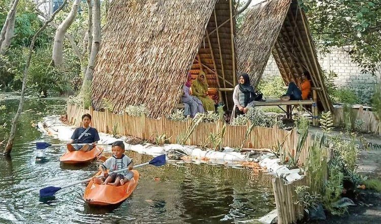 Selain Indah, Pantai Cacalan Banyuwangi Terkenal dengan Kesejukannya