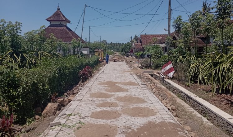 PT BSI Genjot Pavingisasi, Pesanggaran Banyuwangi Makin Berkembang