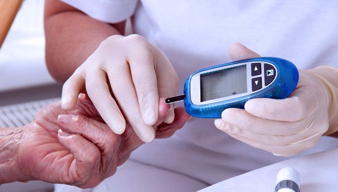 Pentingnya Perawatan Kaki bagi Penderita Diabetes di RSUD Genteng